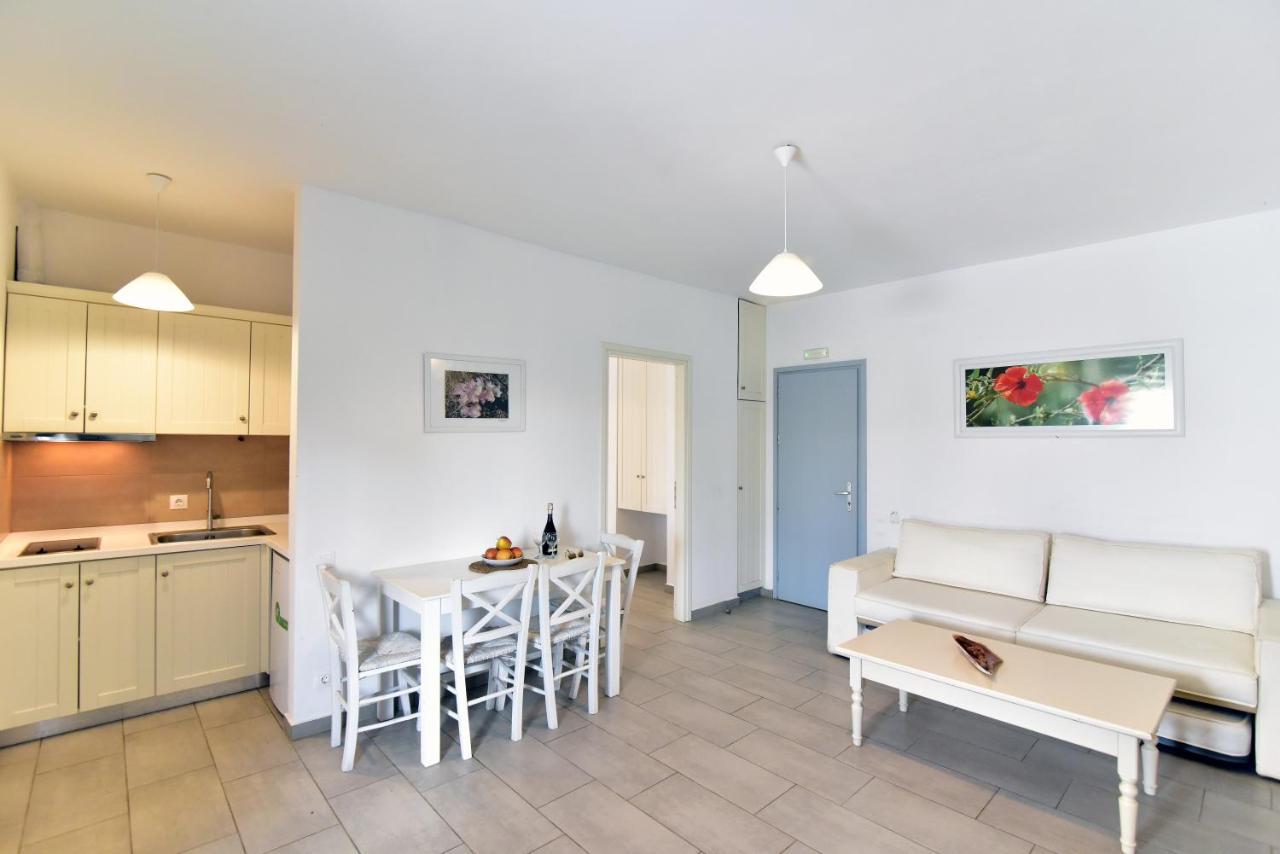 Thomas Apartments In Katapola Amorgos Extérieur photo