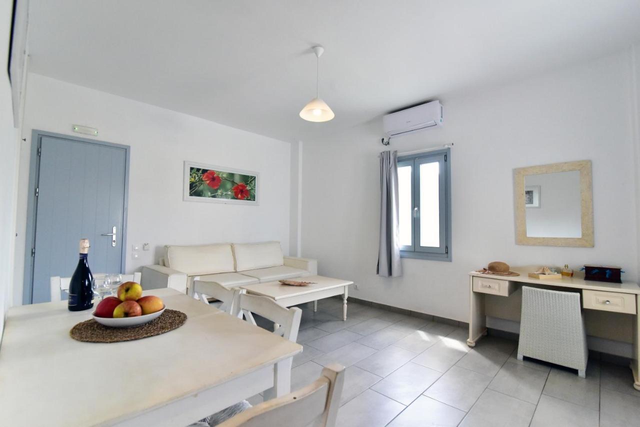 Thomas Apartments In Katapola Amorgos Extérieur photo