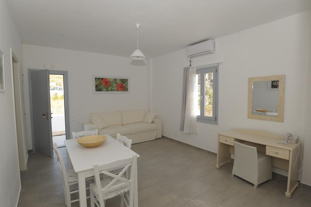 Thomas Apartments In Katapola Amorgos Extérieur photo